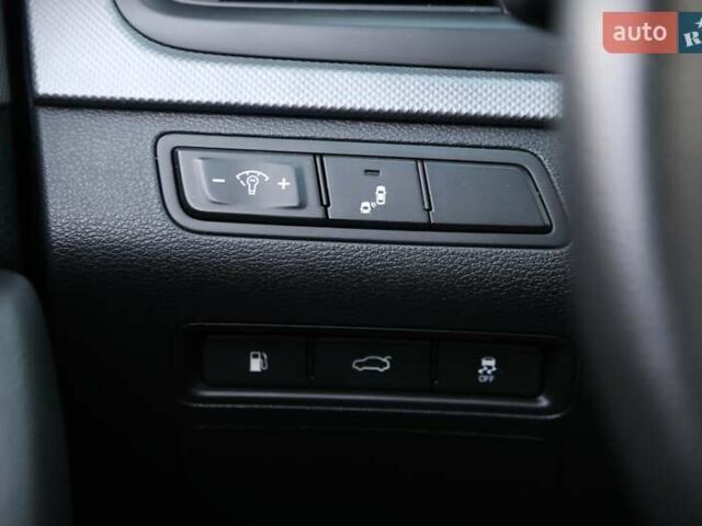 Чорний Хендай Соната, об'ємом двигуна 2.36 л та пробігом 77 тис. км за 13900 $, фото 22 на Automoto.ua