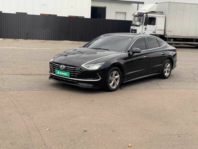 Черный Хендай Соната, объемом двигателя 2 л и пробегом 145 тыс. км за 15600 $, фото 1 на Automoto.ua