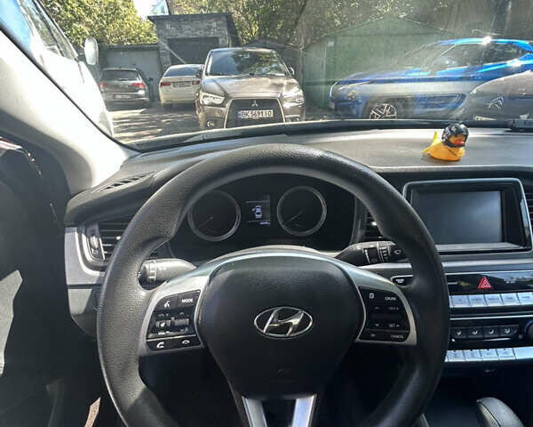 Чорний Хендай Соната, об'ємом двигуна 2.4 л та пробігом 77 тис. км за 13600 $, фото 13 на Automoto.ua