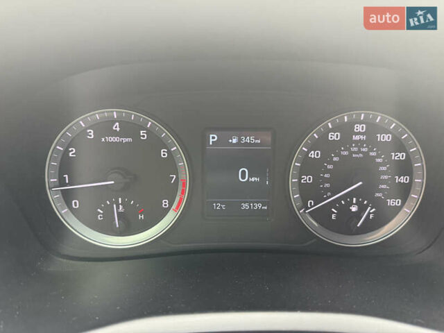 Черный Хендай Соната, объемом двигателя 2.4 л и пробегом 56 тыс. км за 14500 $, фото 4 на Automoto.ua