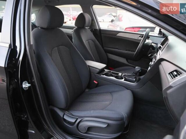 Чорний Хендай Соната, об'ємом двигуна 2.36 л та пробігом 77 тис. км за 13900 $, фото 11 на Automoto.ua