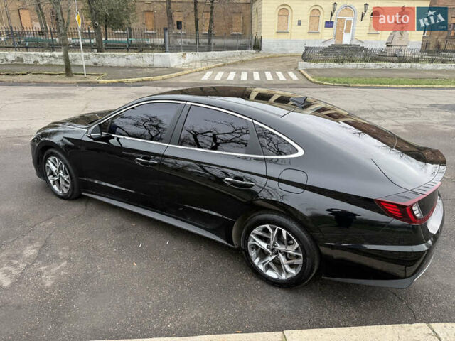 Черный Хендай Соната, объемом двигателя 2 л и пробегом 164 тыс. км за 20000 $, фото 10 на Automoto.ua