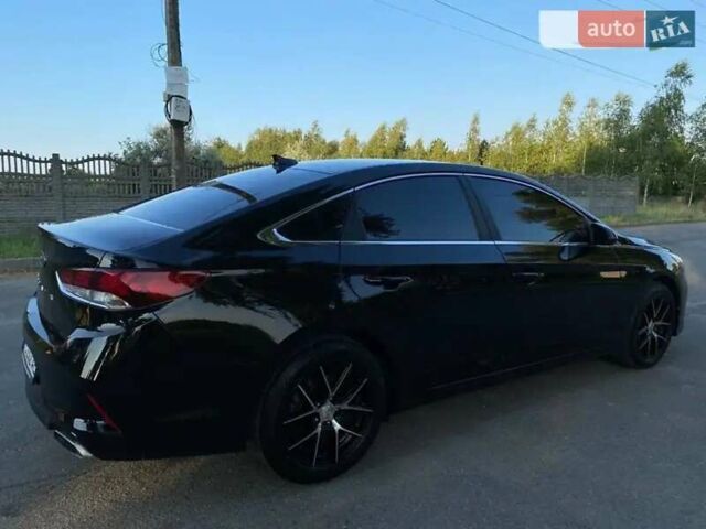 Чорний Хендай Соната, об'ємом двигуна 2.36 л та пробігом 72 тис. км за 14500 $, фото 8 на Automoto.ua