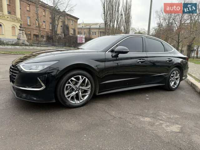 Черный Хендай Соната, объемом двигателя 2 л и пробегом 164 тыс. км за 20000 $, фото 11 на Automoto.ua