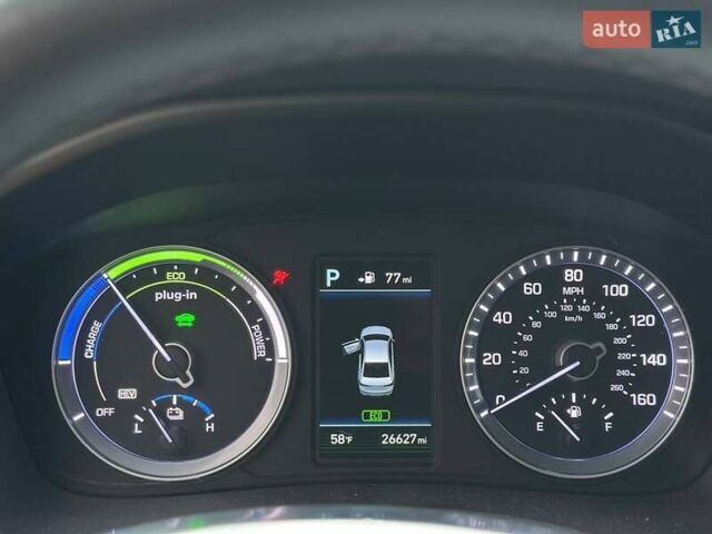 Чорний Хендай Соната, об'ємом двигуна 2 л та пробігом 45 тис. км за 19999 $, фото 15 на Automoto.ua