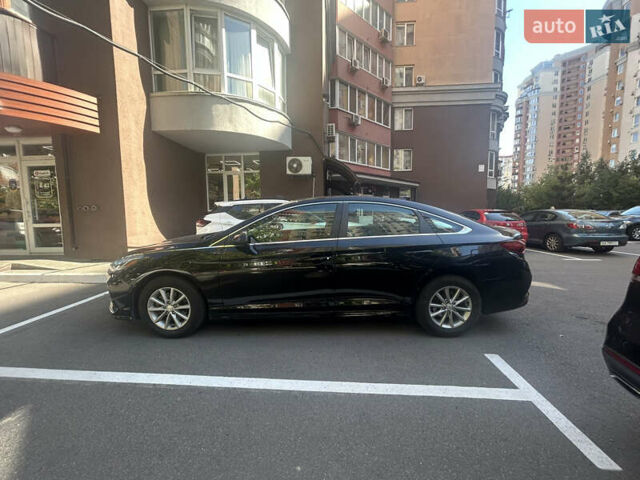 Чорний Хендай Соната, об'ємом двигуна 2.4 л та пробігом 77 тис. км за 13600 $, фото 8 на Automoto.ua