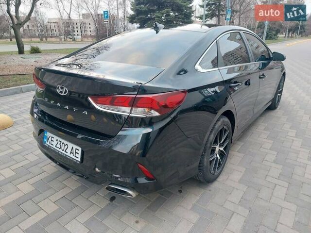 Чорний Хендай Соната, об'ємом двигуна 2.36 л та пробігом 72 тис. км за 14500 $, фото 17 на Automoto.ua
