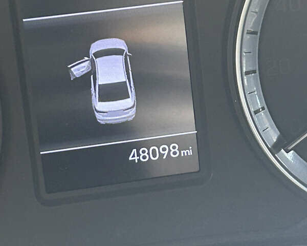 Чорний Хендай Соната, об'ємом двигуна 2.4 л та пробігом 77 тис. км за 13600 $, фото 12 на Automoto.ua