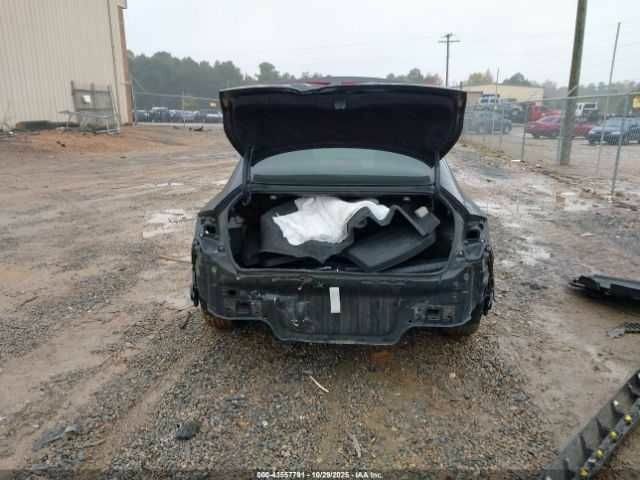 Чорний Хендай Соната, об'ємом двигуна 2.5 л та пробігом 56 тис. км за 13000 $, фото 16 на Automoto.ua