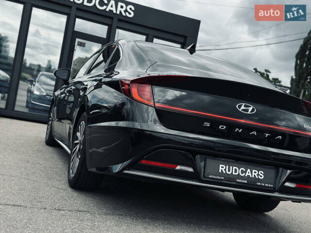 Черный Хендай Соната, объемом двигателя 2 л и пробегом 70 тыс. км за 21000 $, фото 8 на Automoto.ua