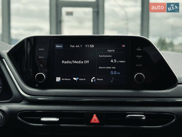 Черный Хендай Соната, объемом двигателя 2 л и пробегом 70 тыс. км за 21000 $, фото 17 на Automoto.ua