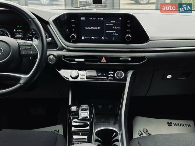 Черный Хендай Соната, объемом двигателя 2 л и пробегом 70 тыс. км за 21000 $, фото 16 на Automoto.ua