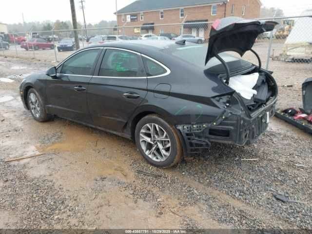 Чорний Хендай Соната, об'ємом двигуна 2.5 л та пробігом 56 тис. км за 13000 $, фото 3 на Automoto.ua