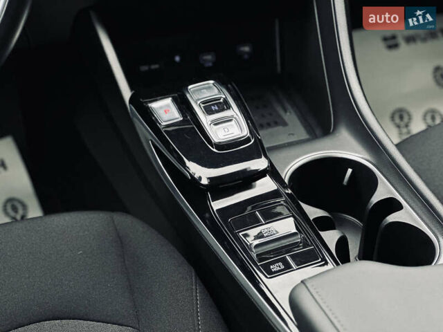 Черный Хендай Соната, объемом двигателя 2 л и пробегом 70 тыс. км за 21000 $, фото 38 на Automoto.ua