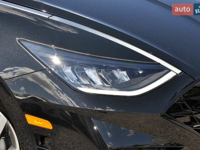 Чорний Хендай Соната, об'ємом двигуна 2.5 л та пробігом 8 тис. км за 23900 $, фото 2 на Automoto.ua