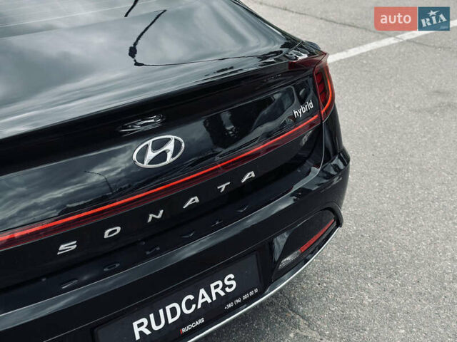 Черный Хендай Соната, объемом двигателя 2 л и пробегом 70 тыс. км за 21000 $, фото 7 на Automoto.ua