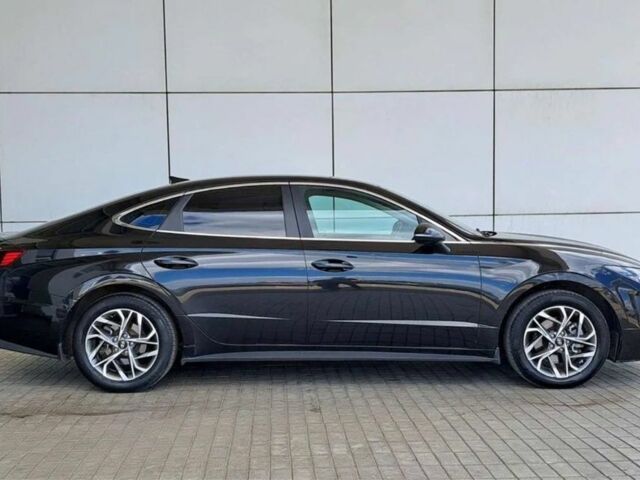 Чорний Хендай Соната, об'ємом двигуна 0 л та пробігом 46 тис. км за 12300 $, фото 3 на Automoto.ua