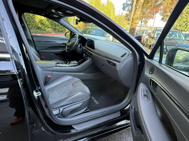 Черный Хендай Соната, объемом двигателя 2.5 л и пробегом 30 тыс. км за 11000 $, фото 8 на Automoto.ua