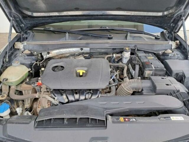 Чорний Хендай Соната, об'ємом двигуна 0 л та пробігом 46 тис. км за 12300 $, фото 13 на Automoto.ua