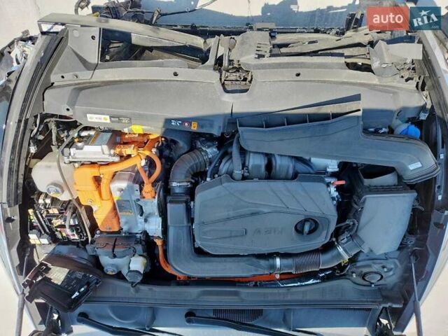 Черный Хендай Соната, объемом двигателя 2 л и пробегом 27 тыс. км за 19000 $, фото 9 на Automoto.ua