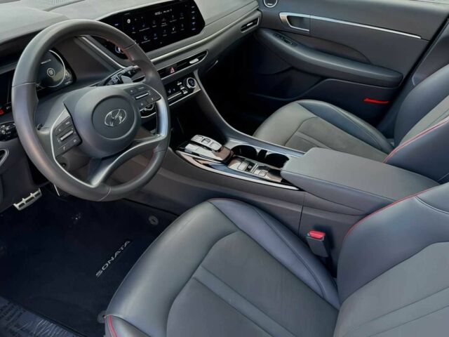 Черный Хендай Соната, объемом двигателя 1.6 л и пробегом 28 тыс. км за 5200 $, фото 8 на Automoto.ua