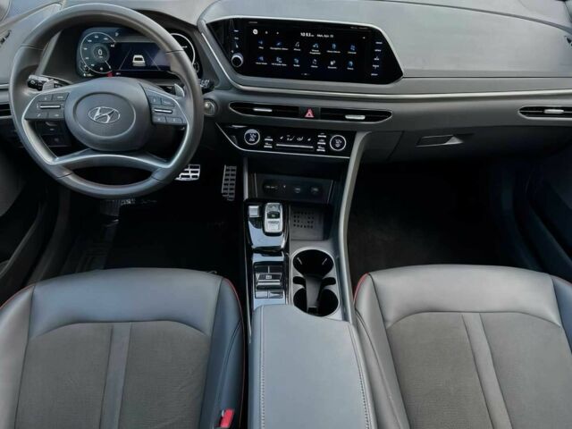 Черный Хендай Соната, объемом двигателя 1.6 л и пробегом 28 тыс. км за 5200 $, фото 9 на Automoto.ua