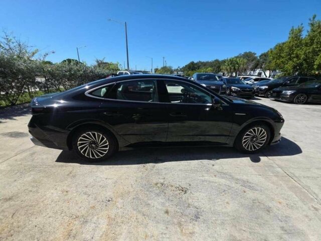 Черный Хендай Соната, объемом двигателя 0 л и пробегом 13 тыс. км за 20000 $, фото 1 на Automoto.ua