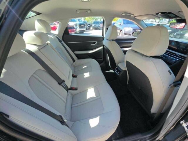 Черный Хендай Соната, объемом двигателя 0 л и пробегом 13 тыс. км за 20000 $, фото 7 на Automoto.ua