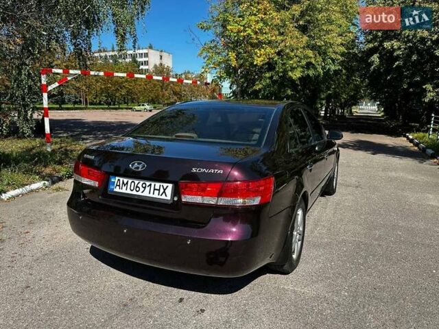 Фиолетовый Хендай Соната, объемом двигателя 2.4 л и пробегом 256 тыс. км за 4988 $, фото 9 на Automoto.ua