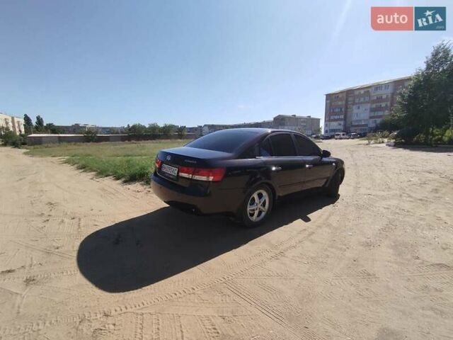 Фиолетовый Хендай Соната, объемом двигателя 2.36 л и пробегом 311 тыс. км за 6500 $, фото 3 на Automoto.ua