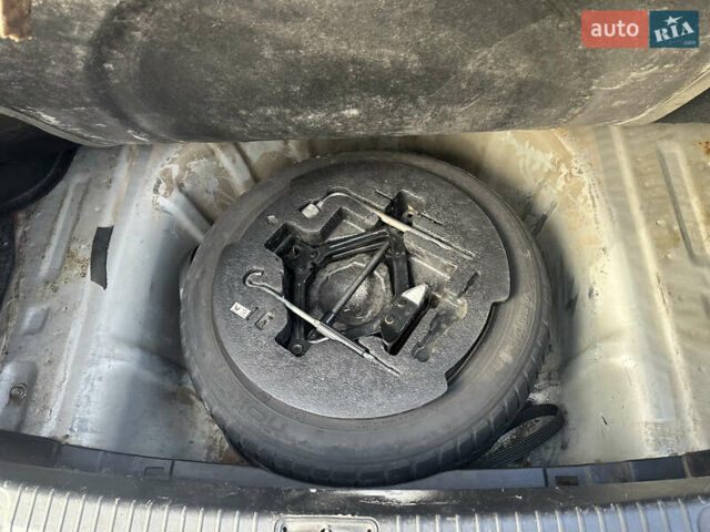 Коричневый Хендай Соната, объемом двигателя 2 л и пробегом 420 тыс. км за 5000 $, фото 13 на Automoto.ua