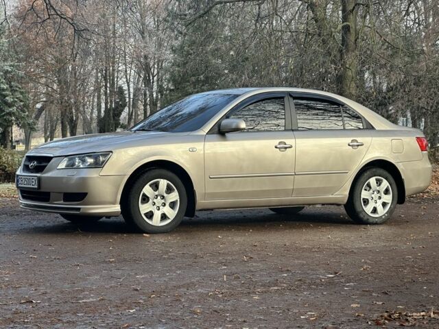 Коричневый Хендай Соната, объемом двигателя 2 л и пробегом 426 тыс. км за 5000 $, фото 16 на Automoto.ua