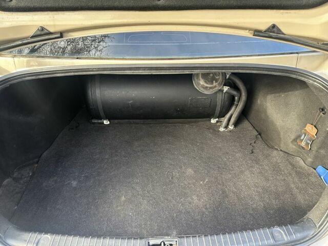 Коричневый Хендай Соната, объемом двигателя 2 л и пробегом 426 тыс. км за 5000 $, фото 12 на Automoto.ua