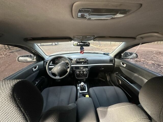 Коричневый Хендай Соната, объемом двигателя 2 л и пробегом 426 тыс. км за 5000 $, фото 14 на Automoto.ua