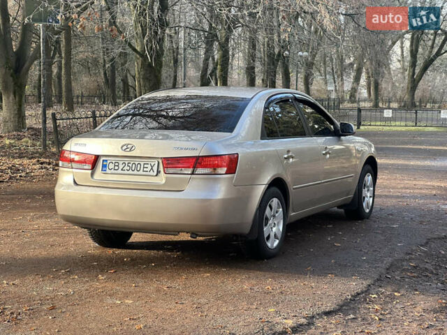 Коричневый Хендай Соната, объемом двигателя 2 л и пробегом 420 тыс. км за 5000 $, фото 7 на Automoto.ua