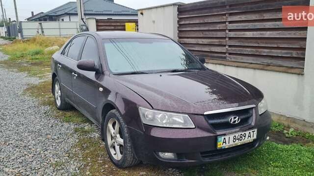 Коричневий Хендай Соната, об'ємом двигуна 2.4 л та пробігом 135 тис. км за 6000 $, фото 3 на Automoto.ua