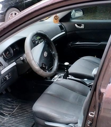 Коричневый Хендай Соната, объемом двигателя 2 л и пробегом 0 тыс. км за 4000 $, фото 2 на Automoto.ua