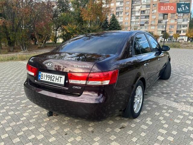 Коричневий Хендай Соната, об'ємом двигуна 2 л та пробігом 255 тис. км за 7600 $, фото 2 на Automoto.ua