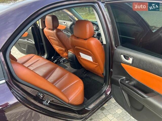 Коричневий Хендай Соната, об'ємом двигуна 2 л та пробігом 255 тис. км за 7600 $, фото 5 на Automoto.ua