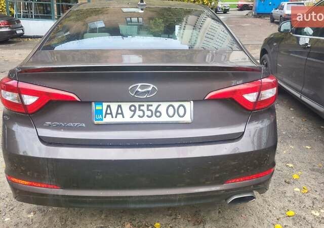 Коричневий Хендай Соната, об'ємом двигуна 2.4 л та пробігом 100 тис. км за 12000 $, фото 6 на Automoto.ua