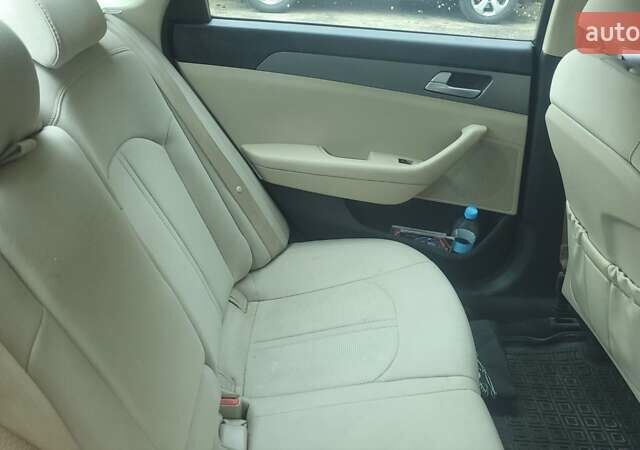 Коричневий Хендай Соната, об'ємом двигуна 2.4 л та пробігом 100 тис. км за 12000 $, фото 3 на Automoto.ua