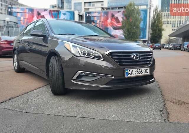 Коричневий Хендай Соната, об'ємом двигуна 2.4 л та пробігом 186 тис. км за 10299 $, фото 1 на Automoto.ua