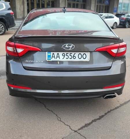 Коричневий Хендай Соната, об'ємом двигуна 2.4 л та пробігом 186 тис. км за 10299 $, фото 5 на Automoto.ua