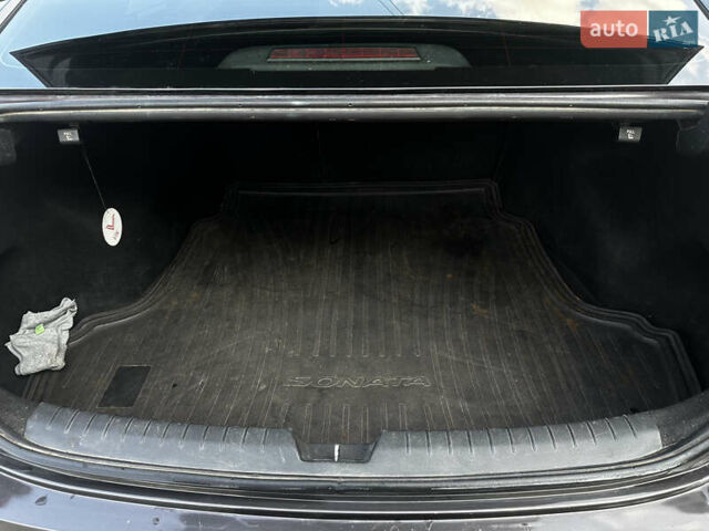 Коричневий Хендай Соната, об'ємом двигуна 2.36 л та пробігом 213 тис. км за 9999 $, фото 5 на Automoto.ua