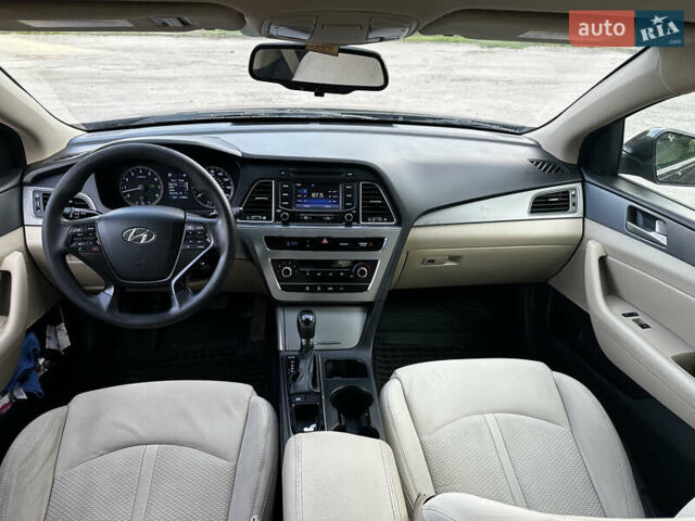 Коричневий Хендай Соната, об'ємом двигуна 2.36 л та пробігом 213 тис. км за 9999 $, фото 16 на Automoto.ua
