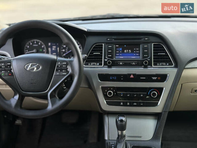 Коричневий Хендай Соната, об'ємом двигуна 2.36 л та пробігом 213 тис. км за 9999 $, фото 15 на Automoto.ua