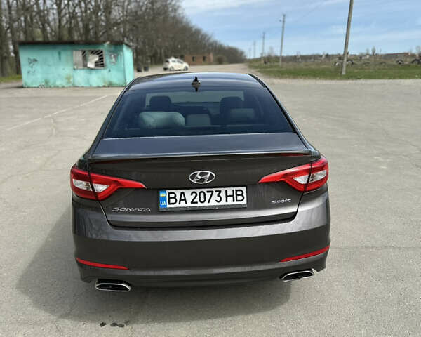 Коричневий Хендай Соната, об'ємом двигуна 2.36 л та пробігом 150 тис. км за 10800 $, фото 7 на Automoto.ua