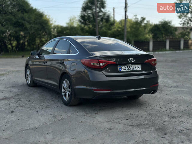 Коричневий Хендай Соната, об'ємом двигуна 2.36 л та пробігом 213 тис. км за 9999 $, фото 13 на Automoto.ua