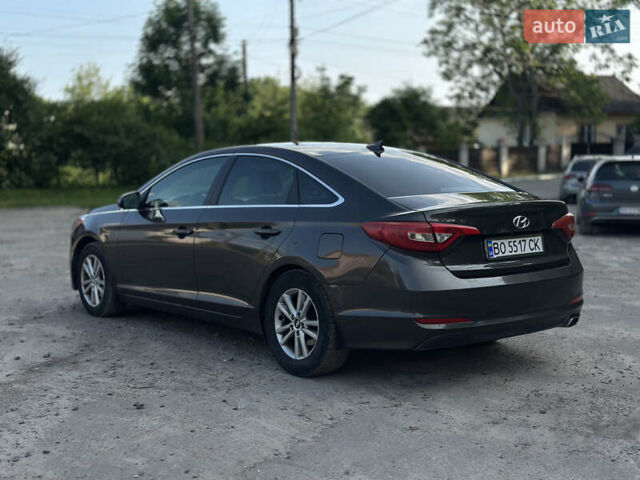 Коричневий Хендай Соната, об'ємом двигуна 2.36 л та пробігом 213 тис. км за 9999 $, фото 2 на Automoto.ua