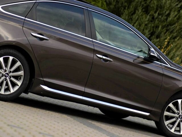 Коричневый Хендай Соната, объемом двигателя 2.4 л и пробегом 102 тыс. км за 6800 $, фото 1 на Automoto.ua